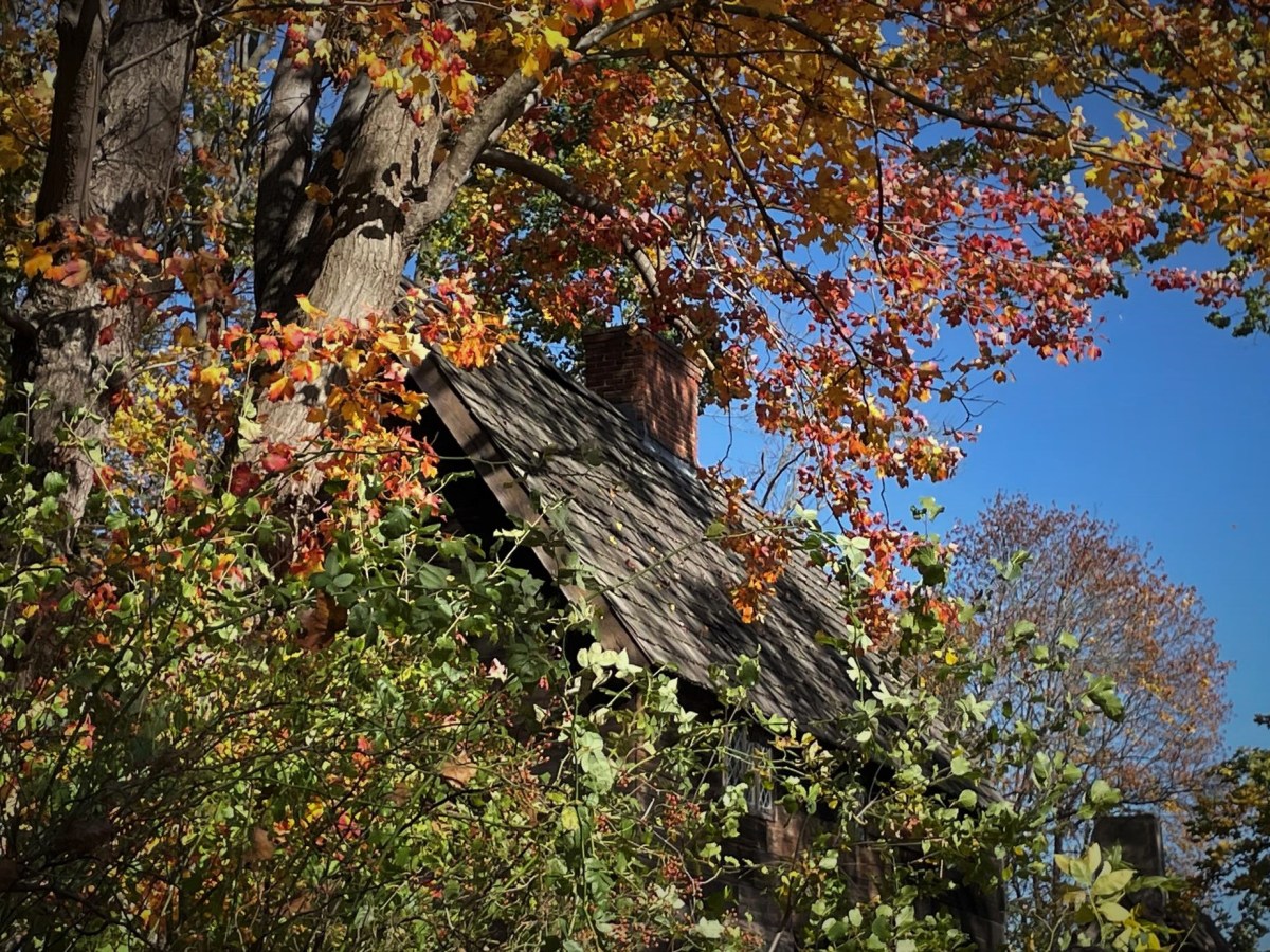 Witches, Warlocks, and Ghosts: The Beautiful Salem,&nbsp;MA